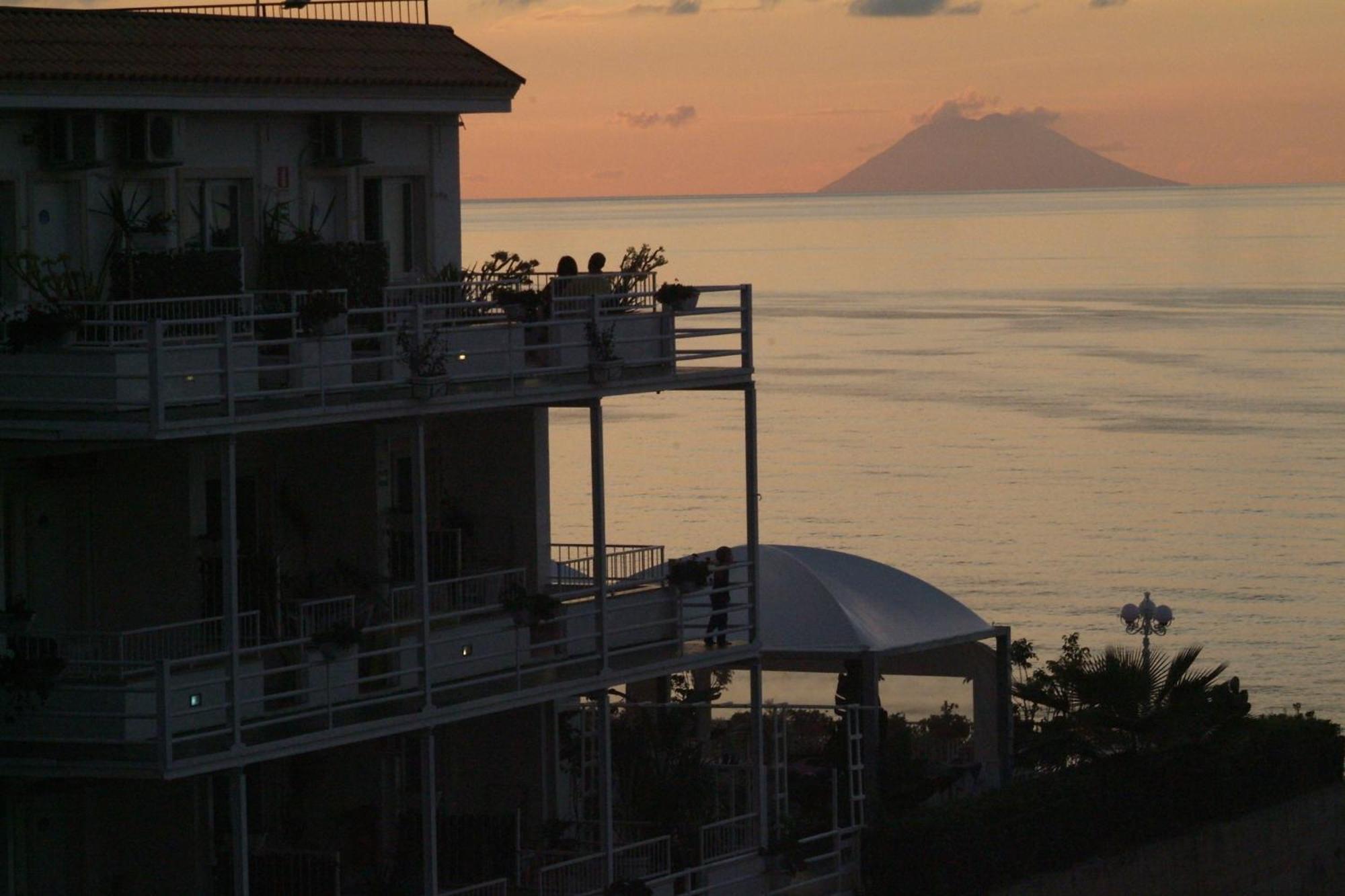 Hotel Valemare Tropea Eksteriør bilde