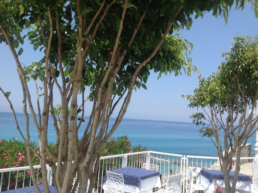 Hotel Valemare Tropea Eksteriør bilde