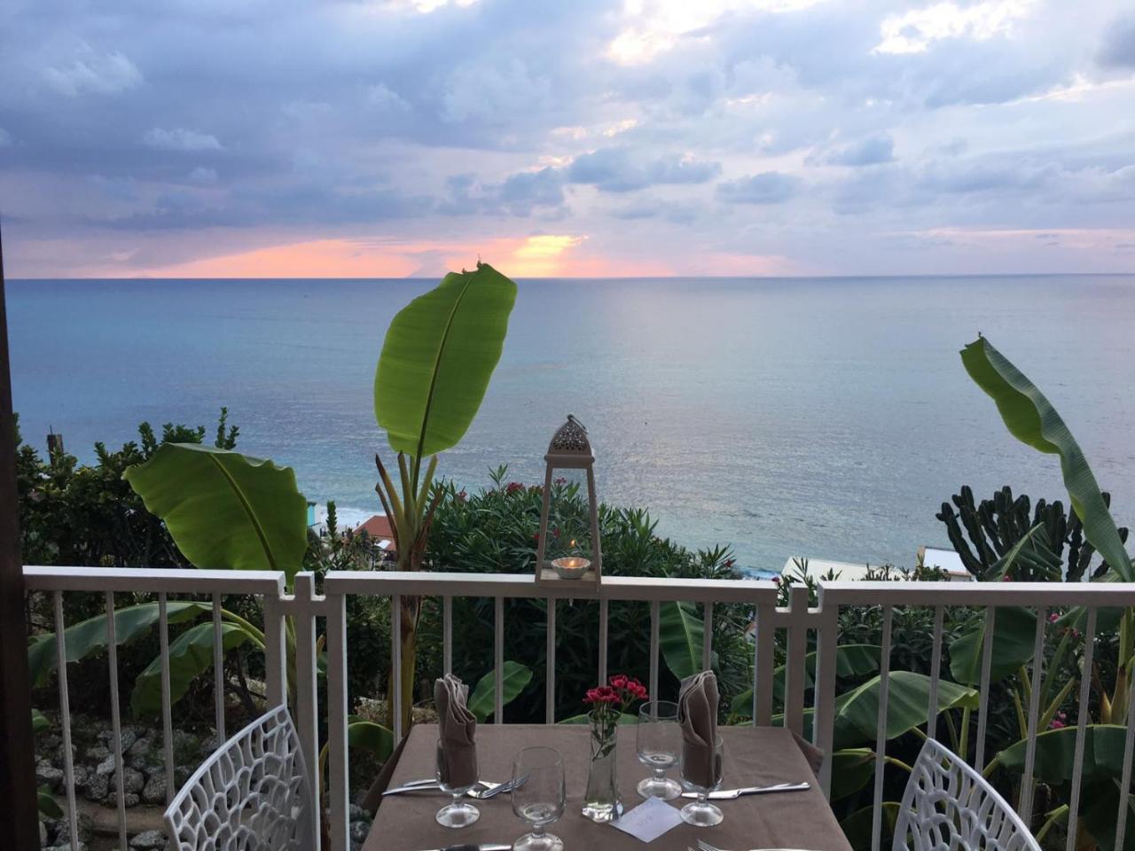 Hotel Valemare Tropea Eksteriør bilde